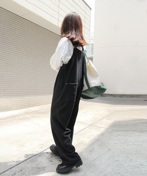 Brown&Street(ブラウンアンドストリート)の「ジャガードフラワーオーバーオール(サロペット/オーバーオール・レディース・ブラック/ネイビー・FREE)」の18枚目の写真