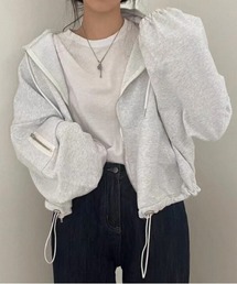 ドローストリングショート丈パーカー
