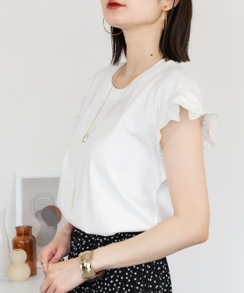aity(アイティ)の「フレンチスリーブTシャツ 袖フレア カットソー きれいめ 大きいサイズ 夏服(Tシャツ/カットソー・レディース・ブラック/グレイッシュベージュ/オフホワイト/チャコール/ミント・LL~3L/4L~5L/M~L)」の2枚目の写真