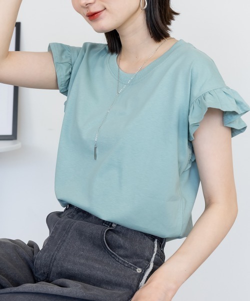 aity(アイティ)の「フレンチスリーブTシャツ 袖フレア カットソー きれいめ 大きいサイズ 夏服(Tシャツ/カットソー・レディース・ブラック/グレイッシュベージュ/オフホワイト/チャコール/ミント・LL~3L/4L~5L/M~L)」の1枚目の写真