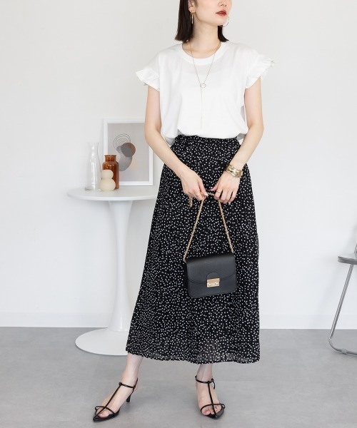 aity(アイティ)の「フレンチスリーブTシャツ 袖フレア カットソー きれいめ 大きいサイズ 夏服(Tシャツ/カットソー・レディース・ブラック/グレイッシュベージュ/オフホワイト/チャコール/ミント・LL~3L/4L~5L/M~L)」の17枚目の写真