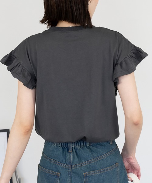 aity(アイティ)の「フレンチスリーブTシャツ 袖フレア カットソー きれいめ 大きいサイズ 夏服(Tシャツ/カットソー・レディース・ブラック/グレイッシュベージュ/オフホワイト/チャコール/ミント・LL~3L/4L~5L/M~L)」の11枚目の写真