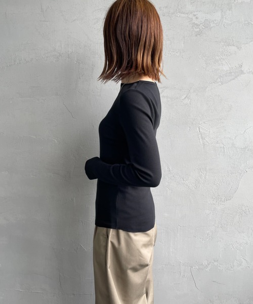 HANES（ヘインズ）の「【WEB限定】[HANES/ヘインズ] COMFORT WARM クルーネックロングスリーブTシャツ（Tシャツ/カットソー・レディース・ホワイト/ブラック・F）」の18枚目の写真