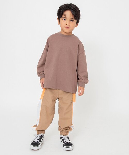 BREEZE(ブリーズ)の「【WEB限定/ジュニア対応】バックロゴTシャツ(Tシャツ/カットソー・キッズ・ブラック/ブラウン/オフホワイト/ブルー/ピンク・140/150/160/90/100/110/120/130)」の6枚目の写真