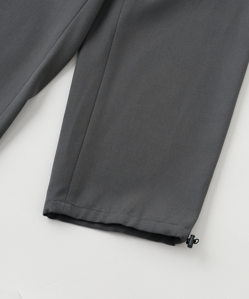 ATON(エイトン)の「ATON (エイトン) BACK SATIN UTILITY パンツ(その他パンツ・メンズ・ブラック・4/6)」の4枚目の写真