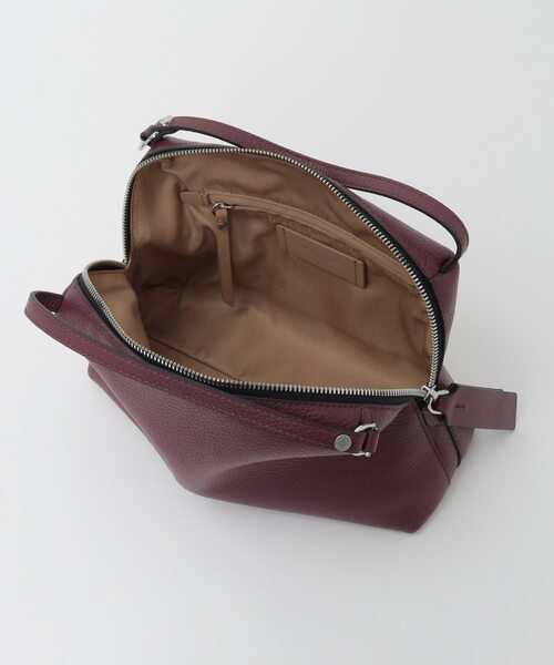 Tiara（ティアラ）の「【Gianni Chiarini/ジャンニキャリーニ】ALIFA（大）（ショルダーバッグ・レディース・アイボリー/バーガンディー・FREE）」の4枚目の写真