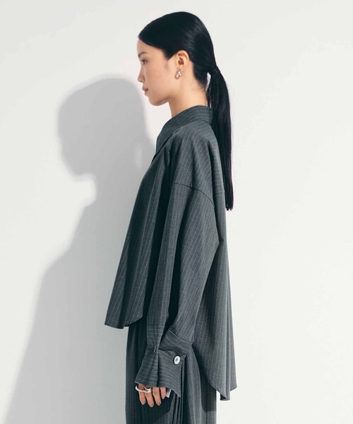 STUDIOUS（ステュディオス）の「【STUDIOUS/ステュディオス】2way Cuffs Over Shirt/オーバーシャツ（シャツ/ブラウス・レディース・ライトピンク/ライトブルー/ダークグレー/ホワイト/オレンジ・FREE）」の19枚目の写真