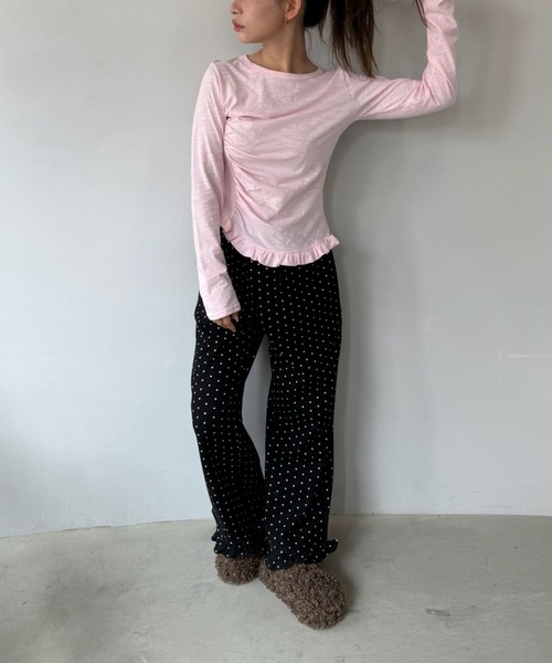 SANSeLF（サンセルフ）の「【SANSeLF】裾フリルドットリラックスワイドパンツ saw25a045（その他パンツ・レディース・ブラック/ネイビー・FREE）」の3枚目の写真