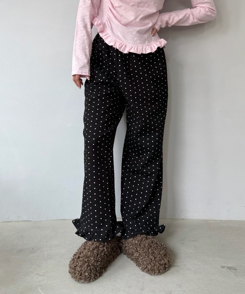 SANSeLF（サンセルフ）の「【SANSeLF】裾フリルドットリラックスワイドパンツ saw25a045（その他パンツ・レディース・ブラック/ネイビー・FREE）」の4枚目の写真