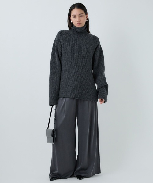 Chaos（カオス）の「Chaos(カオス)/ ◇大草直子さん着用◇　リズニット（ニット/セーター・レディース・チャコールグレー/バーガンディー・FREE）」の3枚目の写真