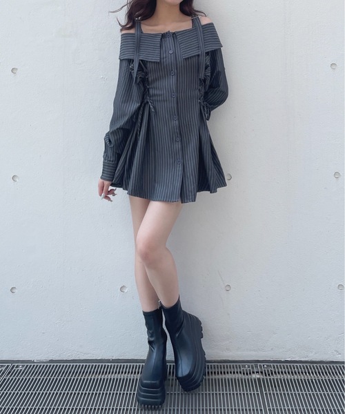 one way（ワンウェイ）の「トリプルソールショートブーツ（ブーツ・レディース・ブラック/ブラック系その他・MEDIUM/LARGE/SMALL）」の3枚目の写真