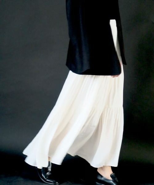 KALENO（カレノ）の「chiffon tiered sk（スカート・レディース・アイボリー・FREE）」の2枚目の写真