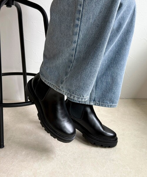 eness(エネス)の「【ENESS/ エネス】サイドゴアショートブーツ(ブーツ・レディース・ブラック・37/38)」の2枚目の写真