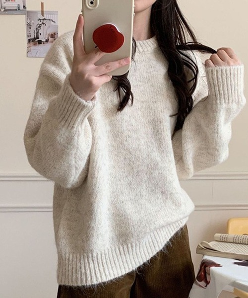 DAY CLOSET(デイ クローゼット)の「【厚手/ゆるっとリブヘムオーバーサイズ】長袖ドロップショルダールーズニットトップス レディース(ニット/セーター・レディース・ベージュ/パープル/ホワイト/ピンク/グレー/ブルー・FREE)」の4枚目の写真