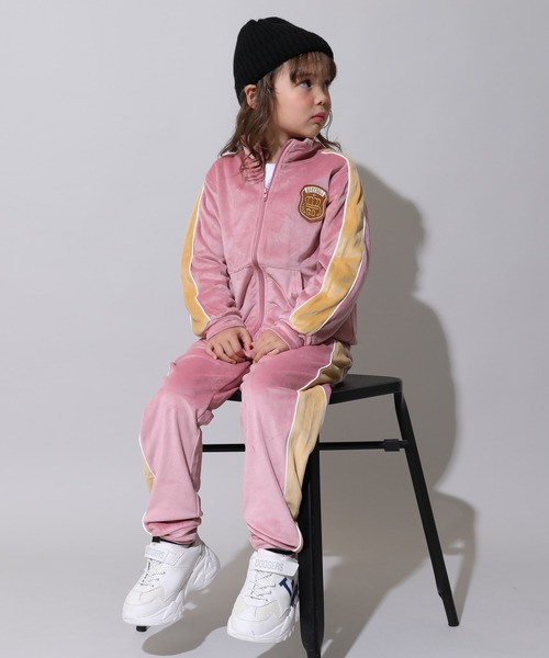 BABYDOLL(ベビードール)の「親子お揃い パイピングベロアジャケット 1057K(ボトムス別売)(ジャージ・キッズ・ブラウン/チェリーピンク/オフホワイト/ブラック・100cm/140cm/150cm/90cm/110cm/120cm/130cm/80cm)」の14枚目の写真