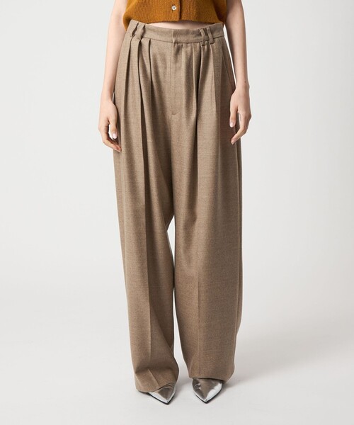 6（ロク）の「＜6(ROKU)＞ウール タック パンツ 25FW（その他パンツ・レディース・ベージュ/ブラック・36/32/38/34）」の9枚目の写真