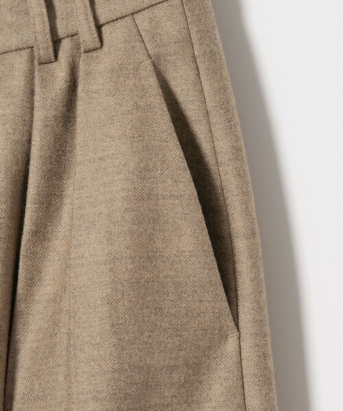 6（ロク）の「＜6(ROKU)＞ウール タック パンツ 25FW（その他パンツ・レディース・ベージュ/ブラック・36/32/38/34）」の5枚目の写真