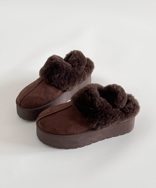 Shoes in Closet（シューズインクローゼット）の「軽量厚底 2WAY ファーベルト付 ボア ムートン サボ スリッポン 6495（スリッポン・レディース・ダークブラウン/ブラック/ライトベージュ/ブラウン系その他・S/M/L/LL）」の14枚目の写真