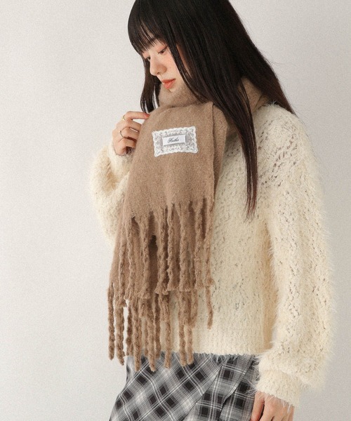 Heather（ヘザー）の「ボリュームフリンジマフラー　 590684（マフラー・レディース・レッド/アイボリー/チャコールグレー/ベージュ・ONE SIZE）」の15枚目の写真