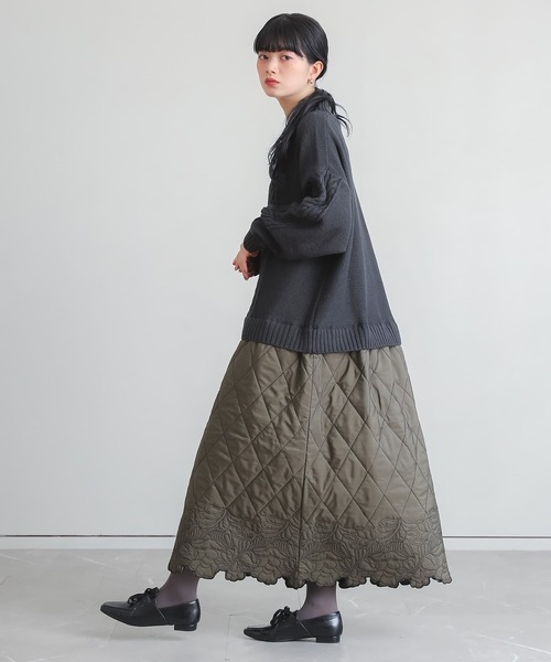 somari imagination(ソマリ イマジネーション)の「ケーブルニットキルティングドッキングワンピース(ワンピース・レディース・ブラウン/チャコール・FREE)」の19枚目の写真