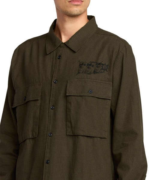 VOLCOM(ボルコム)の「VOLCOM POVJ WORKSHIRT/ボルコムワークスタイル長袖シャツ(シャツ/ブラウス・メンズ・アーミー・SMALL/MEDIUM/LARGE)」の8枚目の写真