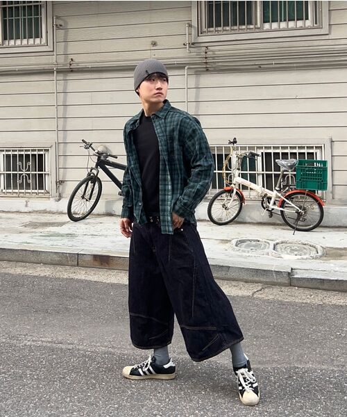 DNSR(ディーエヌエスアール)の「マルチダートバミューダデニムパンツインディゴ(その他パンツ・メンズ・その他・SMALL/MEDIUM/LARGE/X-LARGE)」の16枚目の写真