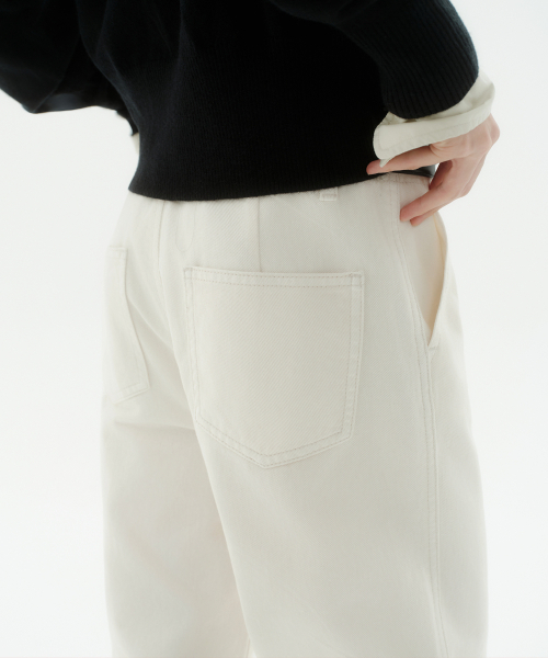 MUSINSA STANDARD WOMAN（ムシンサスタンダードウーマン）の「ウィメンズ ウエストバンドレス ルーズストレートデニムパンツ [クリーム]（デニムパンツ・レディース・その他・30/24/25/26/27/28/29）」の6枚目の写真