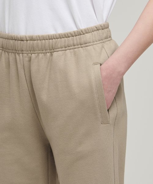 MUSINSA STANDARD WOMAN(ムシンサスタンダードウーマン)の「レディーススウェットパンツ【ベージュ】(スウェットパンツ・レディース・その他・SMALL/MEDIUM/X-SMALL)」の5枚目の写真