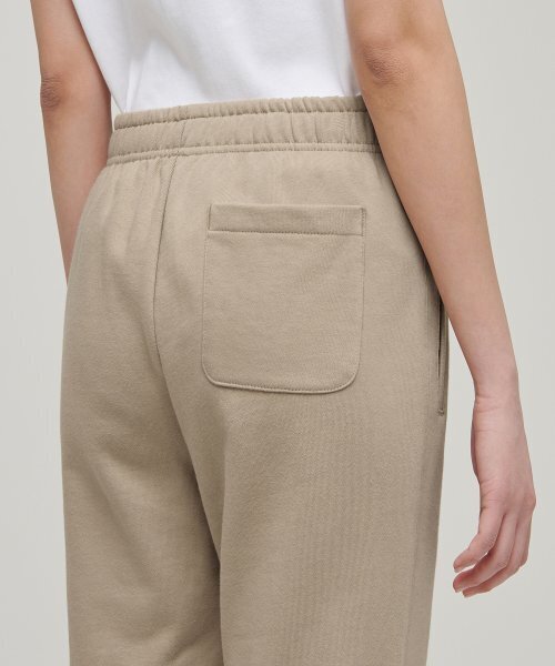 MUSINSA STANDARD WOMAN(ムシンサスタンダードウーマン)の「レディーススウェットパンツ【ベージュ】(スウェットパンツ・レディース・その他・SMALL/MEDIUM/X-SMALL)」の6枚目の写真