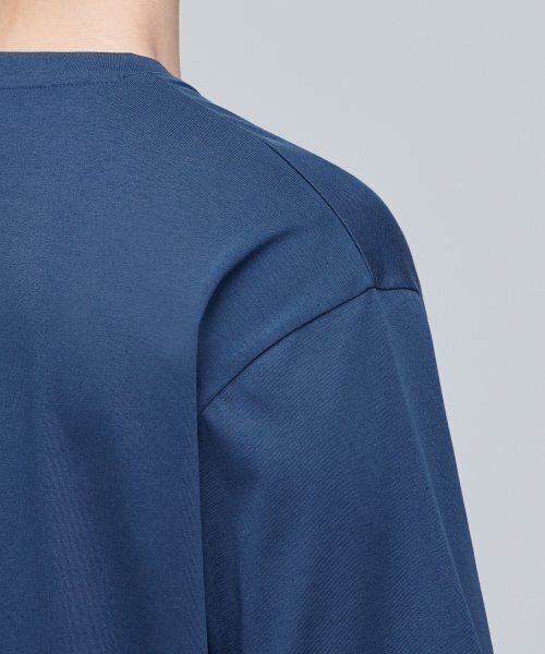 MUSINSA STANDARD（ムシンサスタンダード）の「スーピマリラックスドクルーネックTシャツ[ミッドナイトブルー]（Tシャツ/カットソー・メンズ・その他・SMALL/MEDIUM/LARGE/X-LARGE/XX-LARGE）」の6枚目の写真