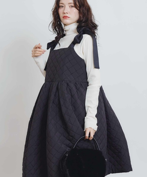 PICCIN PERLA（ピッチンペルラ）の「キルティングリボンミニワンピース（ワンピース・レディース・ブラック/オフホワイト・M）」の3枚目の写真