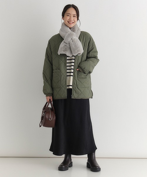 Right-on（ライトオン）の「【HONEYSUCKLE ROSE】中綿キルティングジャケット (軽量 / 保温性 / リラックススタイリング)（ミリタリージャケット・レディース・オフホワイト/ブラック/オリーブ・M/L）」の13枚目の写真