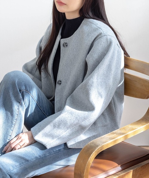 STAY MOTION（ステイモーション）の「【WEB限定】ノーカラーショート丈コート［韓国ファッション カジュアル］（その他アウター・レディース・アイボリー/グレー・L/M）」の11枚目の写真