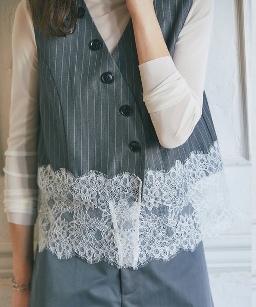 ARVELLIA(アルベリア)の「LACE EDGE VEST(ベスト・レディース・ブラック/ストライプ・M)」の6枚目の写真