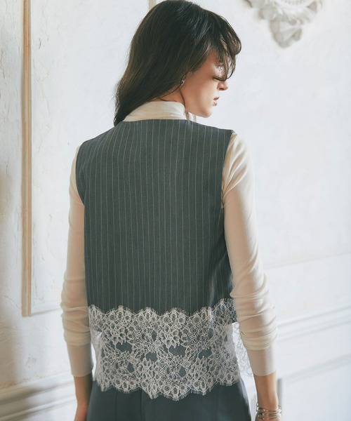 ARVELLIA(アルベリア)の「LACE EDGE VEST(ベスト・レディース・ブラック/ストライプ・M)」の7枚目の写真