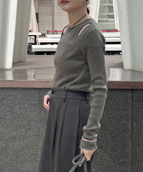 FMiBL（ファミル）の「SELECT by CREAM　レイヤードリブニット（ニット/セーター・レディース・チャコールグレー/ブラウン/ブラック・FREE）」の6枚目の写真