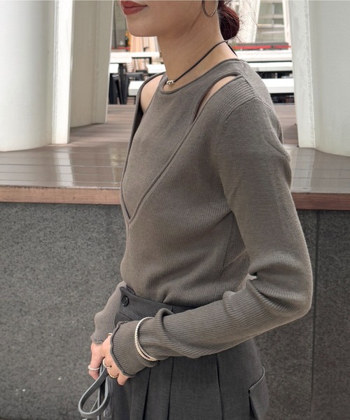 FMiBL（ファミル）の「SELECT by CREAM　レイヤードリブニット（ニット/セーター・レディース・チャコールグレー/ブラウン/ブラック・FREE）」の5枚目の写真