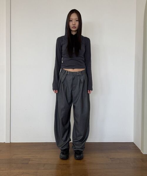 suade（スエード）の「TWO TUCK STRIPE SLACKS [GRAY]（スラックス・レディース・その他・MEDIUM/LARGE/SMALL）」の14枚目の写真