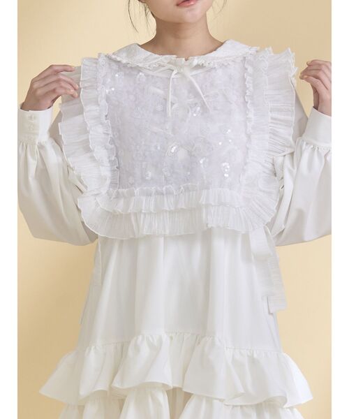 merry jenny(メリージェニー)の「frillfrill スパンコールカラー(付け襟・レディース・オフホワイト/ライトブルー/アイボリー・FREE)」の1枚目の写真