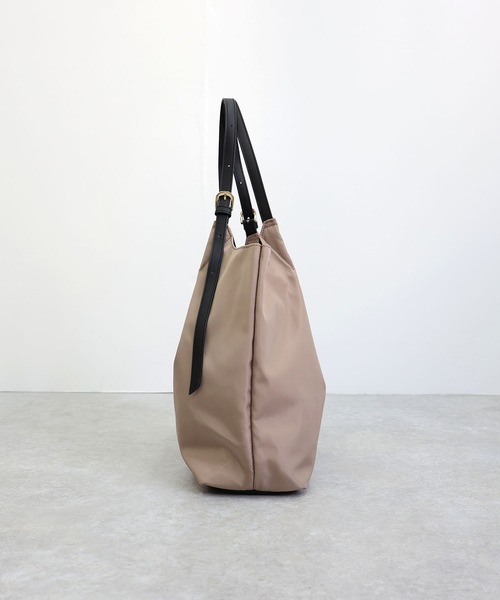 T・S・L（ティーエスエル）の「ベルトハンドルＶカットトートバッグ【詳細動画あり】（トートバッグ・レディース・グレー/グレイッシュベージュ/ブラック・FREE）」の12枚目の写真