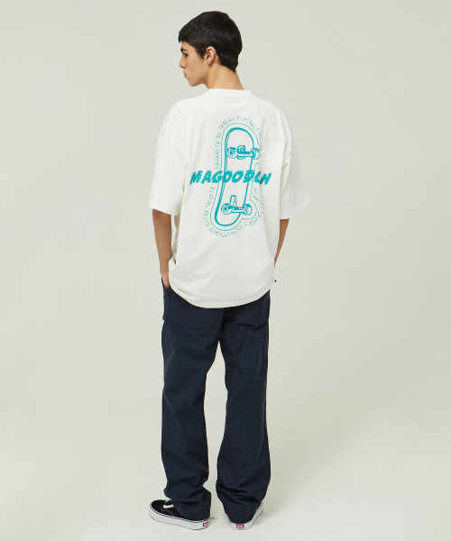 MAGOODGAN(メックウッドガン)の「スウェグバー3578 スケートボード オーバーサイズ オフホワイト 半袖Tシャツ(Tシャツ/カットソー・レディース・その他・SMALL/MEDIUM/LARGE/X-LARGE)」の2枚目の写真