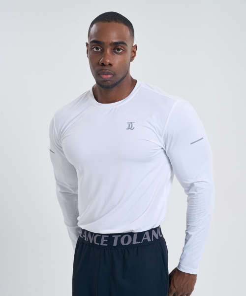 TOLANCE（トランス）の「アクティブトレーニングロングスリーブ - ホワイト（Tシャツ/カットソー・メンズ・その他・X-LARGE/MEDIUM/LARGE）」の2枚目の写真