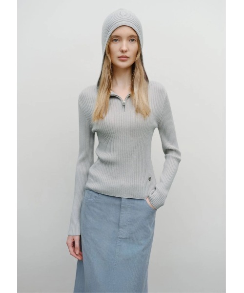 MARITHE + FRANCOIS GIRBAUD(マリテフランソワジルボー)の「W BALCLAVA HOODIE SLIM KNIT(ニット/セーター・レディース・ライトオリーブ/ライトグレー・SMALL/MEDIUM)」の2枚目の写真
