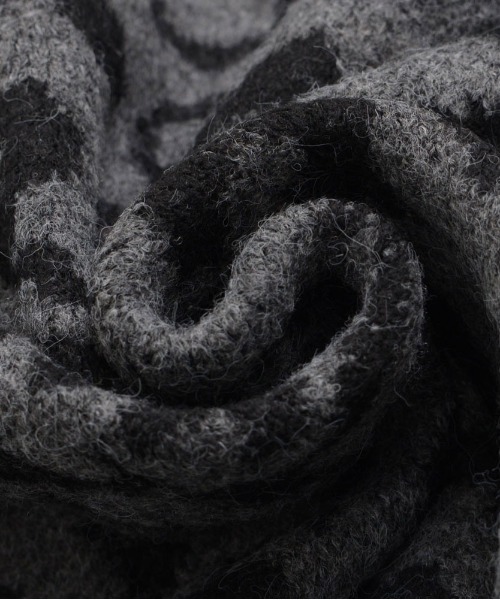 CavariA（キャバリア）の「『CavariA/キャバリア』ヒョウ柄ニットクルーネック（ニット/セーター・メンズ・グレー/ベージュ/ブルー・L/M）」の9枚目の写真