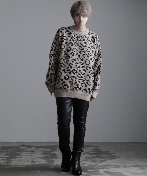 CavariA（キャバリア）の「『CavariA/キャバリア』ヒョウ柄ニットクルーネック（ニット/セーター・メンズ・グレー/ベージュ/ブルー・L/M）」の12枚目の写真