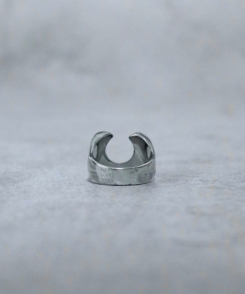 ARROWM(アローム)の「ARROWM ホースシューリング(リング・メンズ・シルバー・16号/18号/21号/14号)」の4枚目の写真
