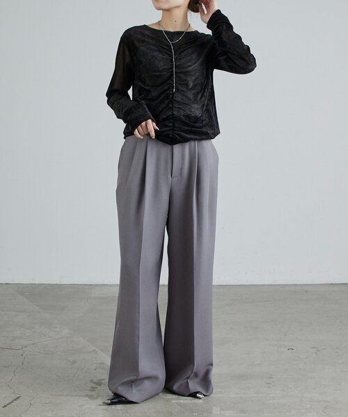 Lui's（ルイス）の「フロントシャーリングベロアプルオーバー（Tシャツ/カットソー・レディース・ブラック/ベージュ/ブラウン・FREE）」の17枚目の写真