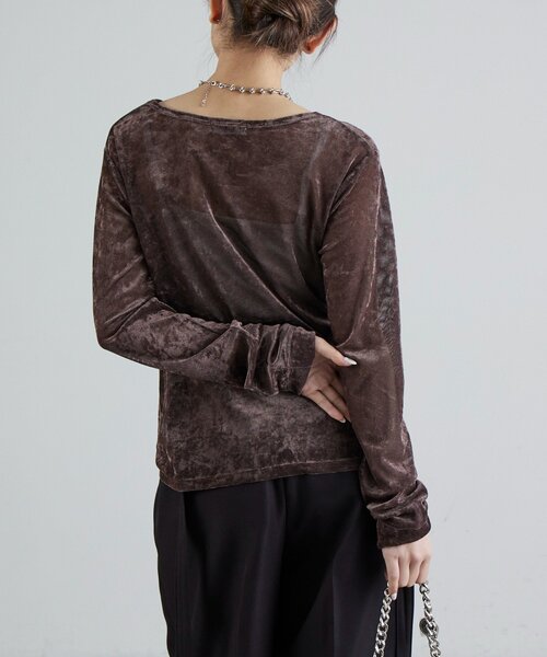 Lui's（ルイス）の「フロントシャーリングベロアプルオーバー（Tシャツ/カットソー・レディース・ブラック/ベージュ/ブラウン・FREE）」の22枚目の写真