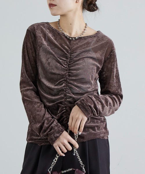 Lui's（ルイス）の「フロントシャーリングベロアプルオーバー（Tシャツ/カットソー・レディース・ブラック/ベージュ/ブラウン・FREE）」の3枚目の写真