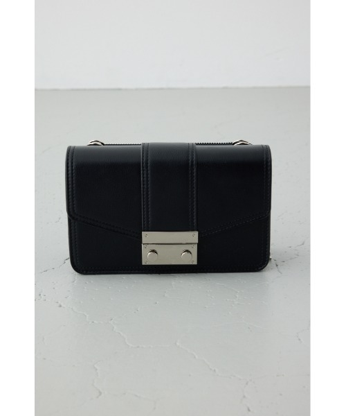 AZUL by moussy(アズールバイマウジー)の「フラップデザインウォレットバッグ(ショルダーバッグ・レディース・グレイッシュベージュ/ブラック/アンティークシルバー・FREE)」の14枚目の写真